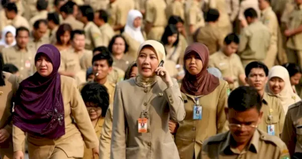 Mulai Tahun 2025, ASN Kini tak Lagi Gunakan Baju Dinas Khaki untuk Senin, Ini Model Baru Sesuai Aturan Terbaru