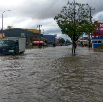 Bupati Chadir Syam Terima Bantuan Penanganan Darurat Hidrometeorologi Sebesar Rp719 Juta