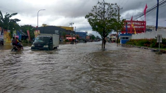 Bupati Chadir Syam Terima Bantuan Penanganan Darurat Hidrometeorologi Sebesar Rp719 Juta