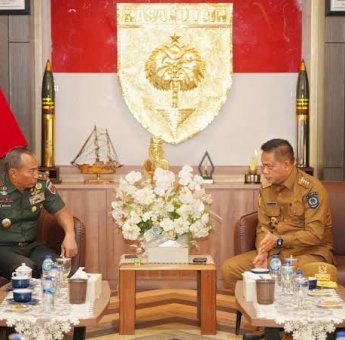 Pj Gubernur Sulsel Prof Fadjry Djufry &ndash; Pangdam XIV Mayjen TNI Windiyatno Bahas Kerjasama Swasembada Pangan