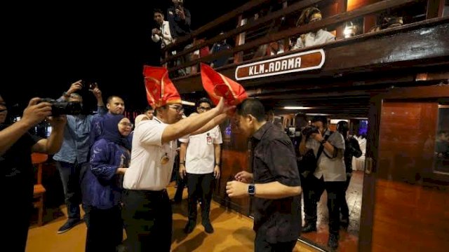 Menteri Kebudayaan Fadli Zon Apresiasi Danny Pomanto Hidupkan Kapal Pinisi di Pantai Losari, Perkenalkan Warisan Budaya Dunia