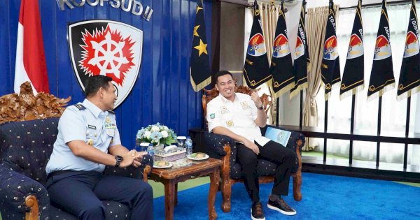 Bupati Pangkep Yusran Kunker ke Markas KOOPSUD, Bahas Transportasi Udara
