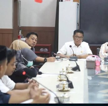 DPRD Makassar Minta BKPSDMD Segera Temukan Solusi Terkait Status Tenaga Non-ASN Pemkot