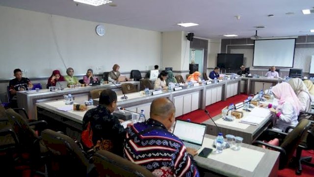 Rapat Komisi E DPRD Sulsel Bersama Disnakertrans Sulsel.