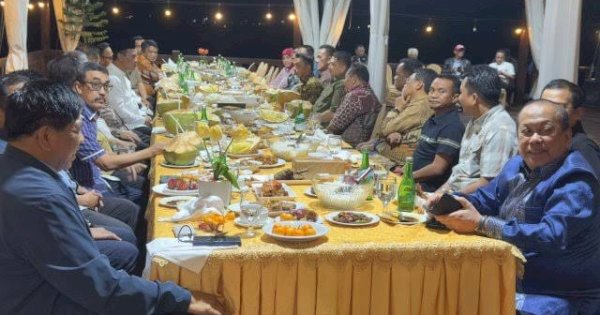Silaturahmi Dengan Kepala Daerah Terpilih, Mentan Amran Dorong Sulsel Jadi Pionir Swasembada Pangan Nasional