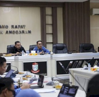 Rapat bersama TAPD Pemkot, Banggar DPRD Makassar Peringatkan soal Belanja Anggaran