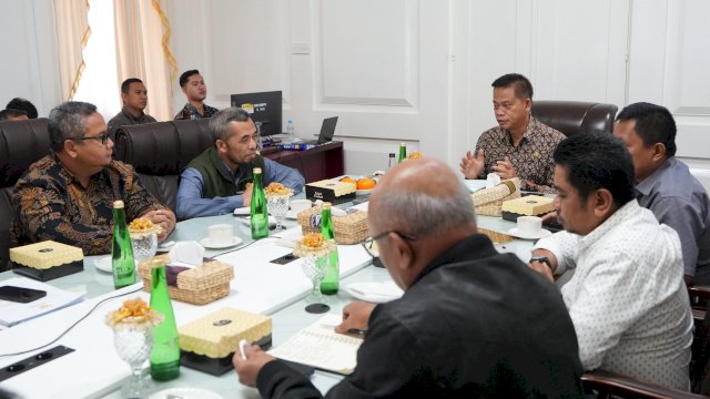 Pj Gubernur Prof Fadjry Djufry Pimpin Rakor Satgas Swasembada Pangan dengan Kepala Daerah se-Sulsel