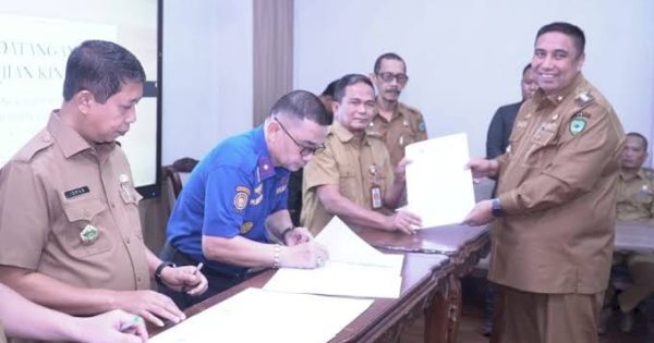 OPD Lingkup Pemkab Maros Tanda Tangani Perjanjian Kinerja dengan Bupati Chaidir Syam