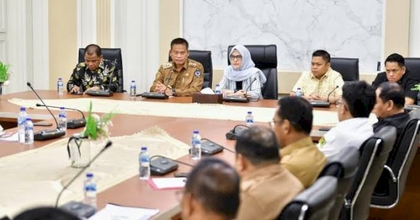 Pj Gubernur Prof Fadjry Djufry-DPRD Sulsel Bahas Program Pemeriksaan Kesehatan Gratis
