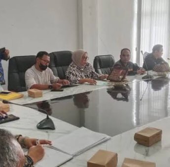 Bahas Isu Ketenagakerjaan, Komisi III DPRD Barru RDP dengan LPN Galangan Kapal Awerange