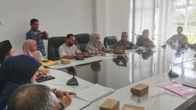 Bahas Isu Ketenagakerjaan, Komisi III DPRD Barru RDP dengan LPN Galangan Kapal Awerange