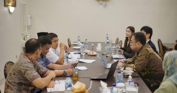 Bahas Transportasi dan Teknologi, Wali Kota Makassar Terpilih Appi Jamu Tim Kyushu University Jepang
