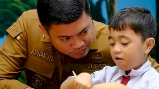 Bupati Gowa, Adnan Purichta Ichsan.