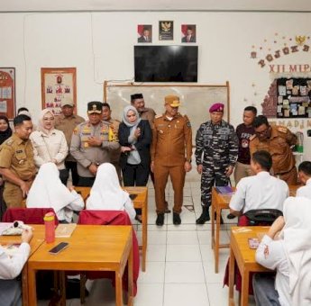 Pj Gubernur Prof Fadjry Djufry Mulai Sosialisasikan Program Pemeriksaan Kesehatan Gratis Presiden Prabowo ke Masyarakat