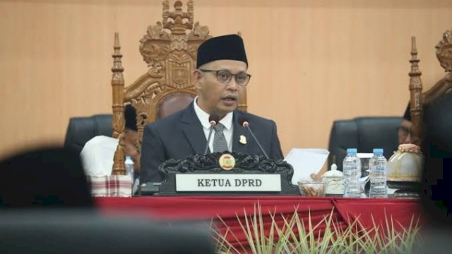 Ketua DPRD Makassar Supratman