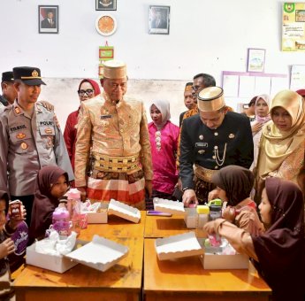 Pj Gubernur Prof Fadjry Djufry Uji Coba Program PKG dan MBG Presiden Prabowo di Palopo