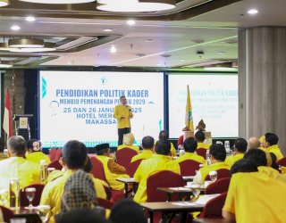 Buka Pendidikan Politik, Taufan Pawe: Refleksi Kader Partai Golkar Se-Sulsel Awal Tahun 2025