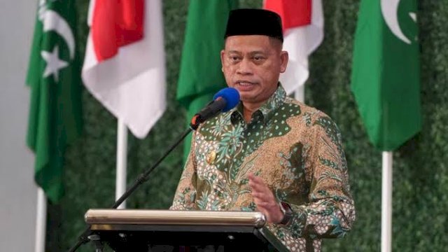 Penjabat Gubernur Sulsel Prof Fadjry Djufry.