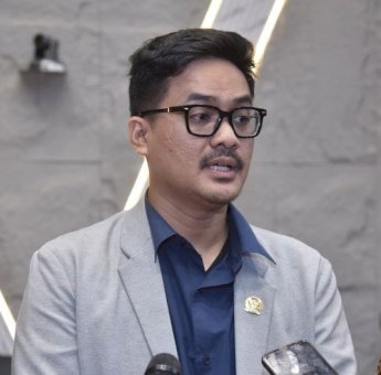Teguh Iswara Perjuangkan Pembangunan Dermaga di Kepulauan Pangkajene