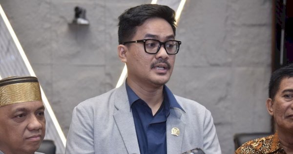 Teguh Iswara Perjuangkan Pembangunan Dermaga di Kepulauan Pangkajene