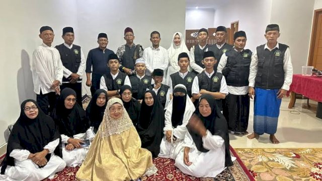 Hadirkan Majelis Zikir Qalbi Wahid, Anggota DPRD Gowa HAR Ajak Pemuda Perbanyak Ibadah