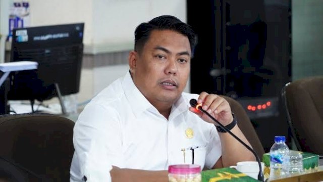 Anggota Komisi D DPRD Sulsel, Yosia Rinto Kadang.