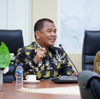 Masuk Enam Besar Menteri Berkinerja Terbaik, Wakil Ketua DPRD Sulsel Rahman Pina Puji Mentan Andi Amran Sulaiman