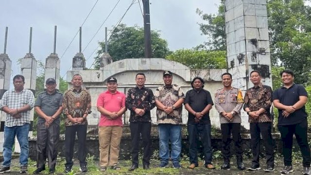 Bupati Maros, Chaidir Syam Bersama Kepala BPOM RI, Taruna Ikrar.