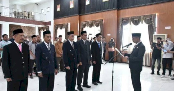 Pj Bupati Jefiranto Asapa Lantik Pimpinan Baznas Kabupaten Sinjai Periode 2025-2030