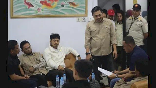 Diduga Melanggar, Komisi A DPRD Makassar Tinjau Gudang Plastik di Jalan Cakalang, Legislator NasDem H Syaiful: Kami Tindak Tegas