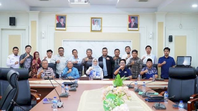 Kunjungan DPRD Wajo di Kantor DPRD Sulsel.