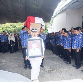 Pemkab Bone Lepas Kepergian Kepala Desa Lilina Ajangale Hj A Kartini