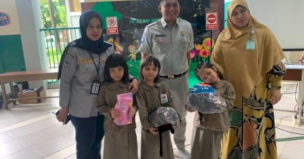 Dishub Makassar Bersama PT Jasa Raharja Gelar Simulasi Tertib Lalu Lintasi di TK Islam Athira