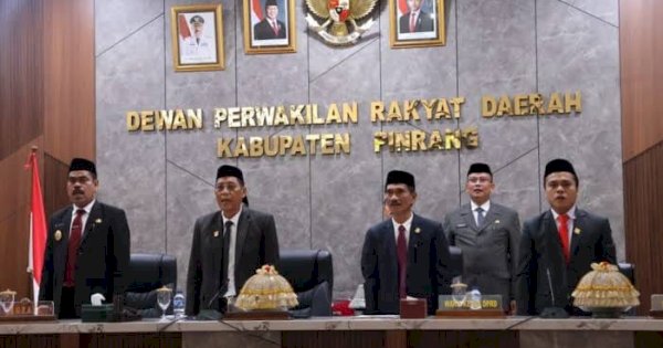DPRD Pinrang Sahkan Penetapan Pasangan Irwan-Sudirman Sebagai Bupati dan Wakil Bupati Terpilih Periode 2025-2030
