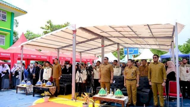 Bupati Gowa, Adnan Pirichta Ichsan.