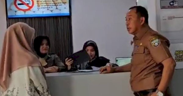 Kadis Asykur Abu Bakar Pantau Langsung Pelayanan Dinsos di MPP Pangkep