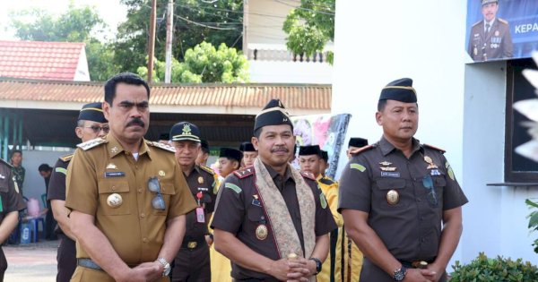 Pj Bupati Ahmadi Akil Hadiri Peresmian Mushollah Nurul Huda Kejari Pinrang