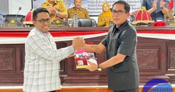 Giliran DPRD Selayar Sahkan Penetapan Pasangan Natsir-Muhtar Jadi Bupati dan Wabup Terpilih