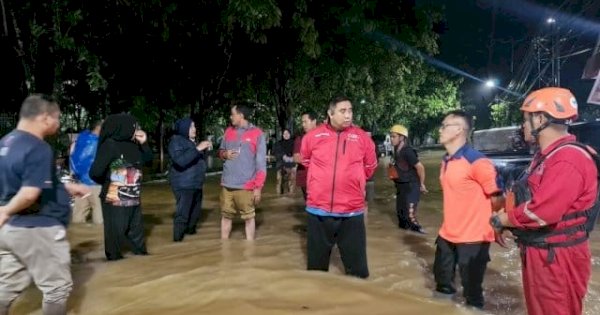 Bupati Maros Chadir Syam Pantau Banjir hingga Larut Malam, Pastikan Keamanan Warga