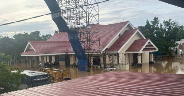 Banjir di 14 Kecamatan, Pemkab Maros Liburkan ASN dan Sekolah Terapkan Belajar Daring