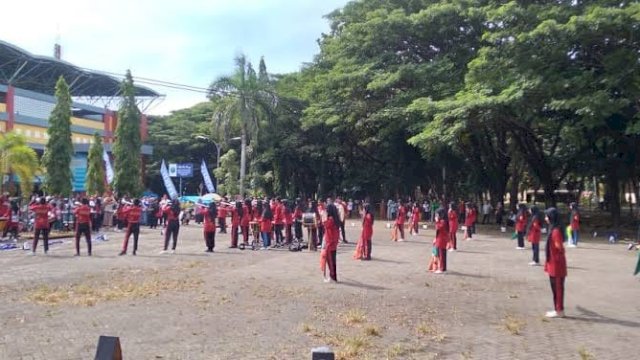 Pemkab Secara resmi melepas tim Marching Band Iqra.