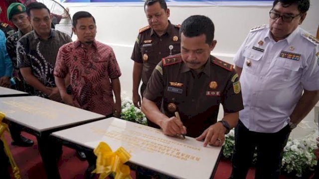 Kunjungan Kajati Sulsel ke Kejari Parepare Disambut Forkopinda.