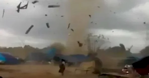 Angin Puting Beliung Terjang Dadeko Larompong Selatan Luwu, Sejumlah Rumah Rusak