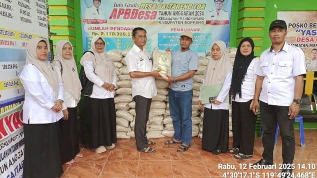 Pemkab Soppeng Salurkan 930 Kg Beras untuk Korban Longsor di Gattareng Toa