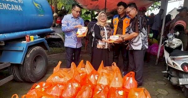 PD Parkir Makassar Salurkan Bantuan untuk Korban Banjir di Kecamatan Manggala: Tetaplah Kuat dan Semangat