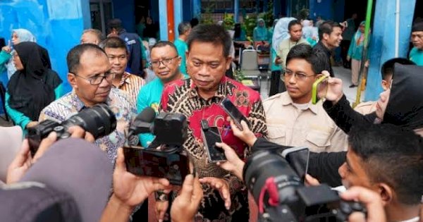 Pj Gubernur Prof Fadjry Djufry Tegaskan Tak Ada Tenaga Honorer Dirumahkan Karena Efisiensi Anggaran