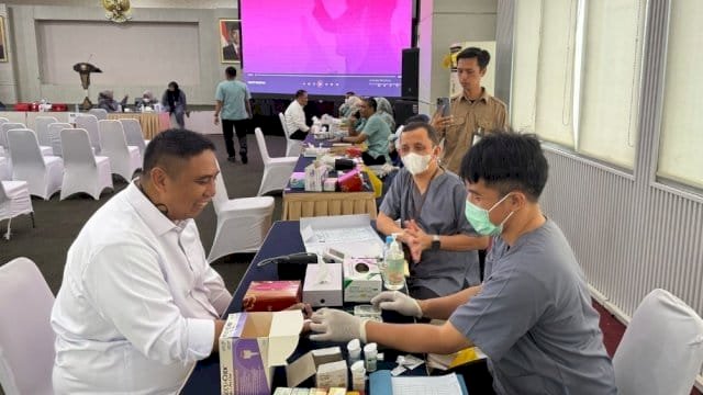 Bupati dan Wakil Bupati Maros Terpilih Chaidir-Muetazim Jalani Pemeriksaan Kesehatan di Kemendagri