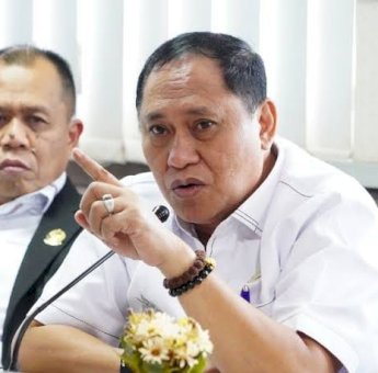 Dikerjakan Tahun Ini, Lukman B Kady Janji Kawal Perbaikan Jalan Poros Malino yang Rusak Parah