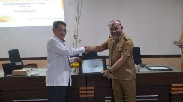 Diskominfo Bone Kolaborasi dengan BPS Susun Buku &ldquo;Bone dalam Angka&rdquo;