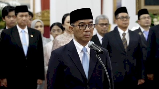 Guru Besar ITB, Brian Yuliarto (F:Int).